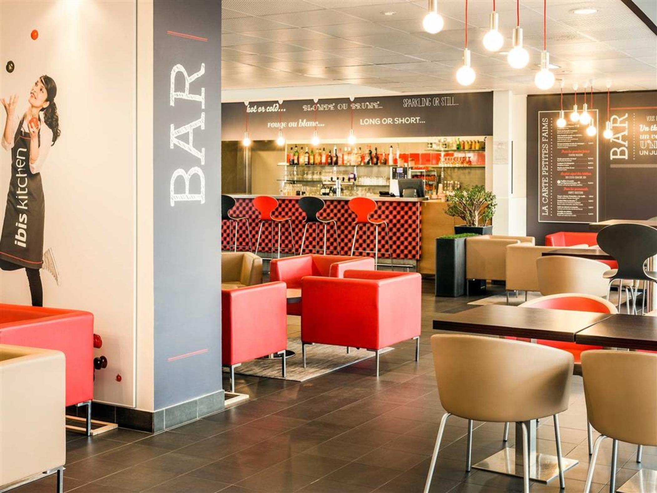 Hotel Ibis Paris 17 Clichy-Batignolles Esterno foto