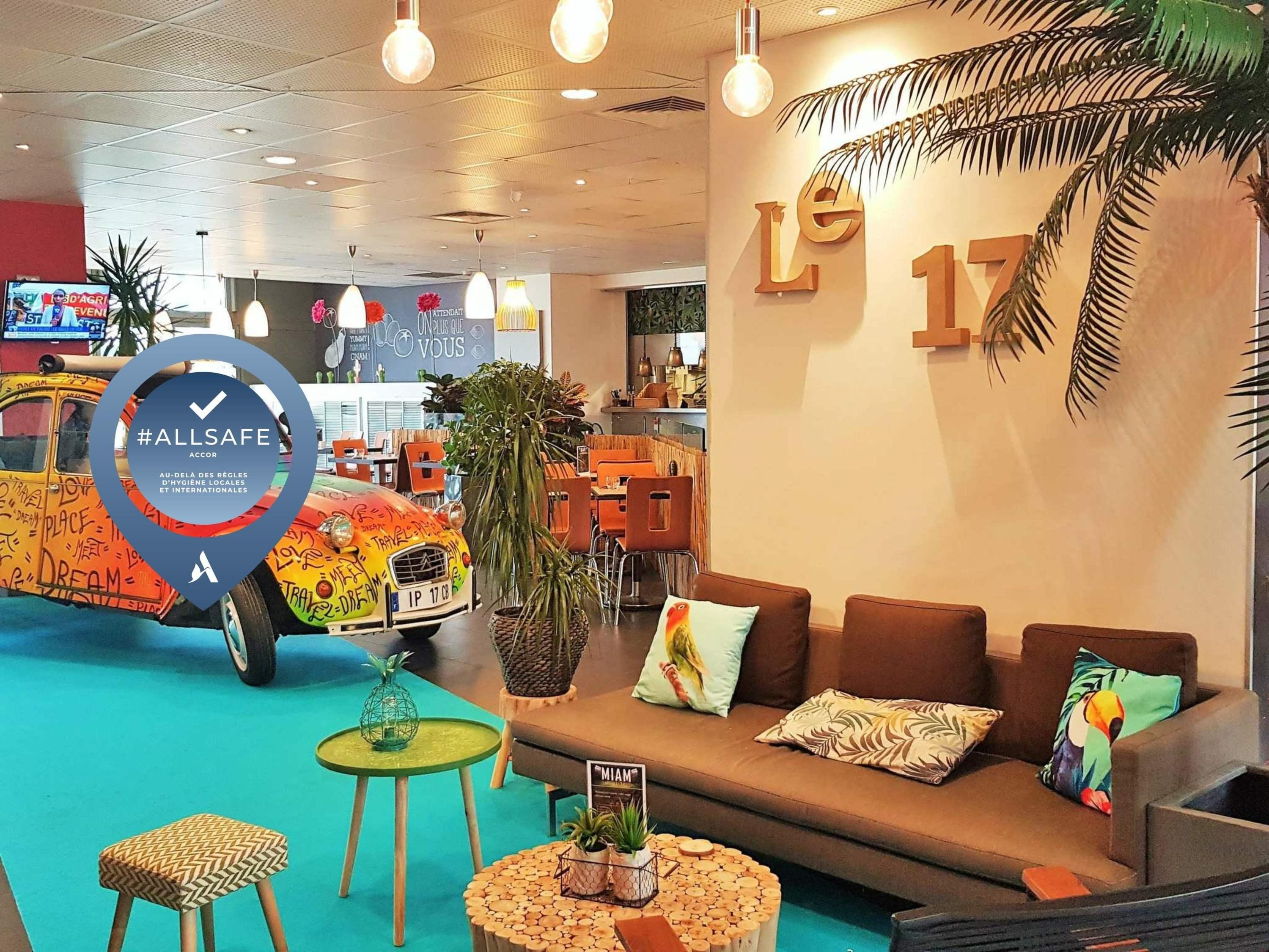 Hotel Ibis Paris 17 Clichy-Batignolles Esterno foto