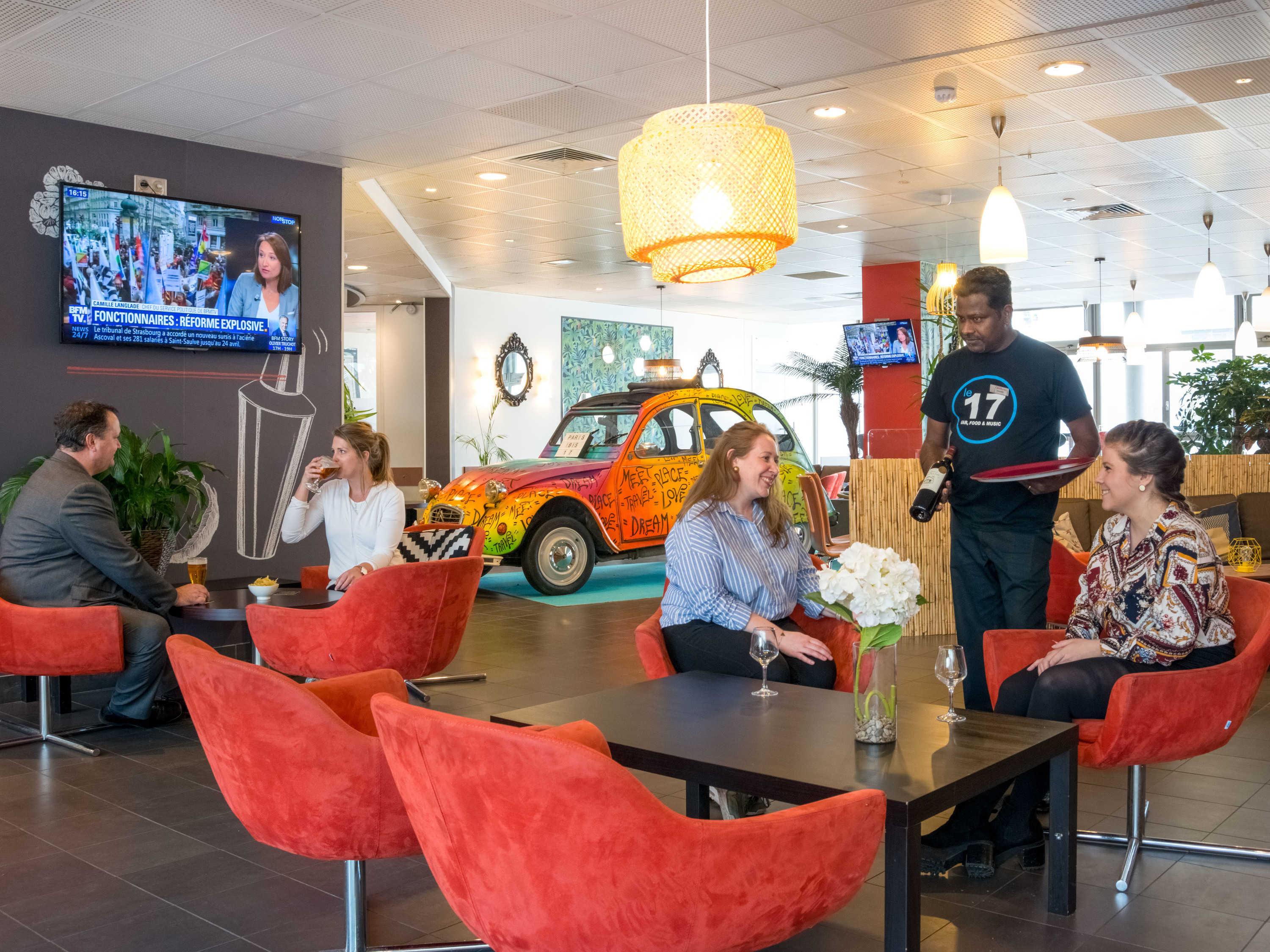 Hotel Ibis Paris 17 Clichy-Batignolles Esterno foto