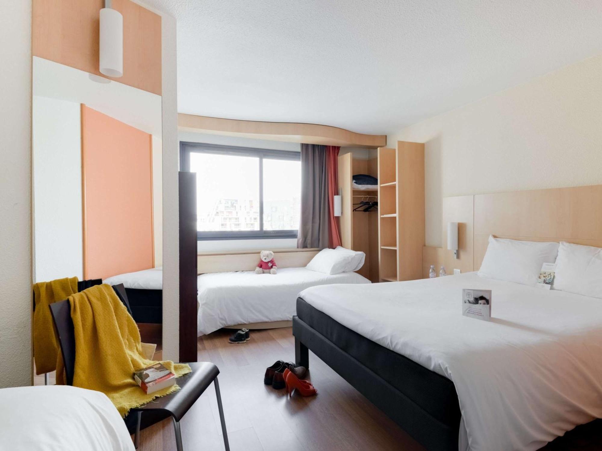 Hotel Ibis Paris 17 Clichy-Batignolles Esterno foto